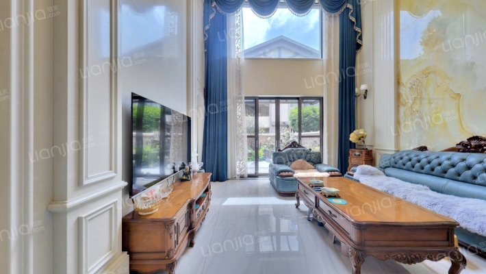 国航凤凰苑二手房实景图