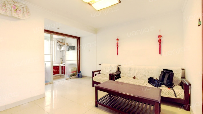 新青年公寓二手房实景图