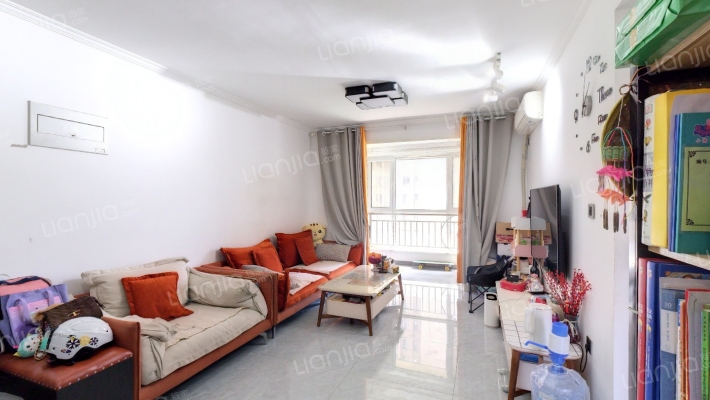 未来城D区二手房实景图