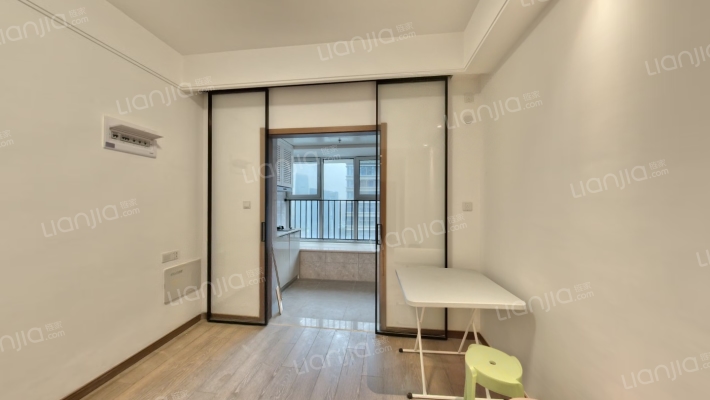 龙湖汉峪光年二手房实景图