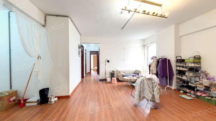 宝龙花园二手房实景图