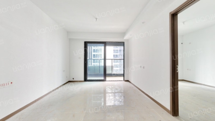 武汉万达文旅城二手房实景图