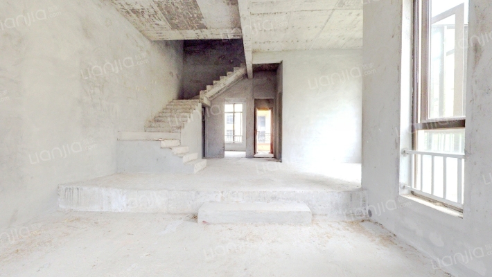 恒大金碧天下花海天麓区二手房实景图