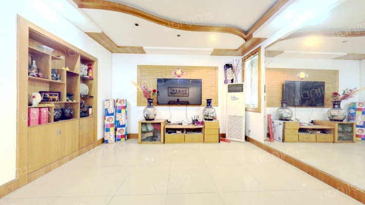 前进小区二手房实景图