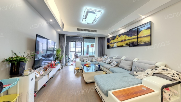 星河时代新著二手房实景图