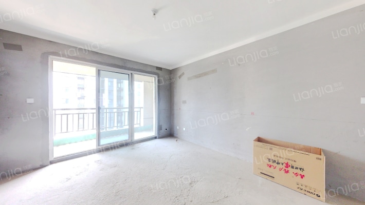 天鹅湖畔一期二手房实景图