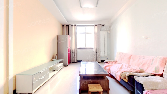 鸿业花园二手房实景图