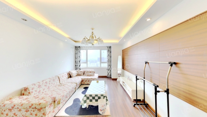 万科蓝山E区二手房实景图