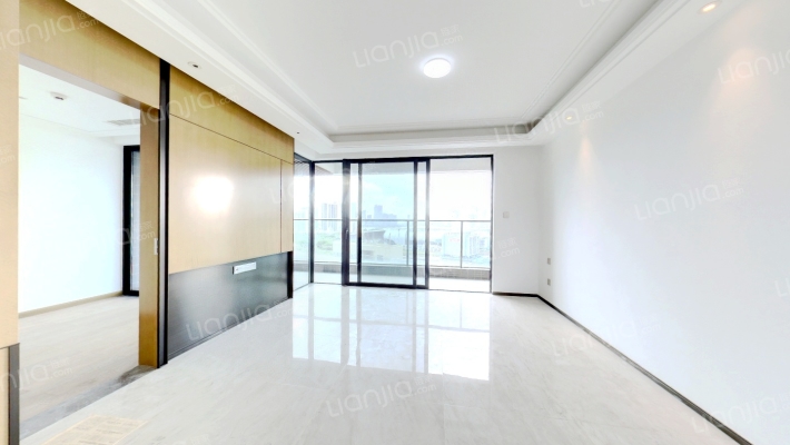 颐德湾尚二手房实景图