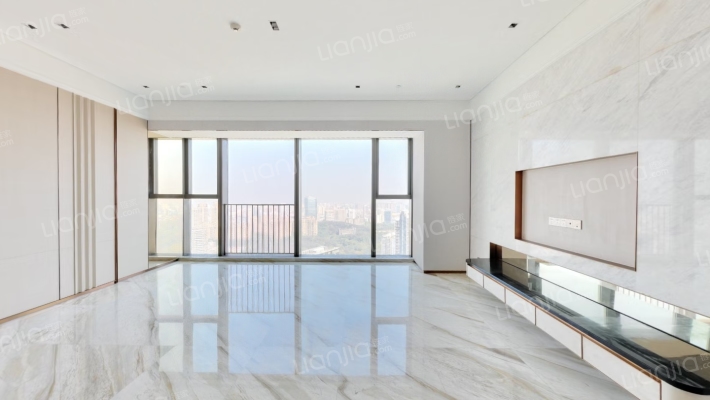 民盈国贸中心二手房实景图