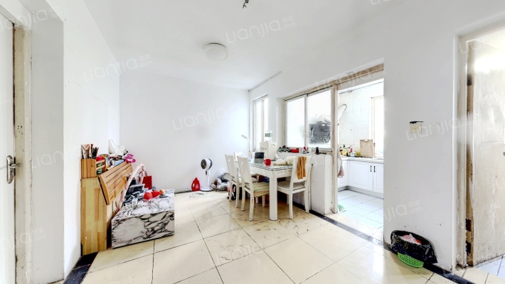 敦煌新村三区二手房实景图