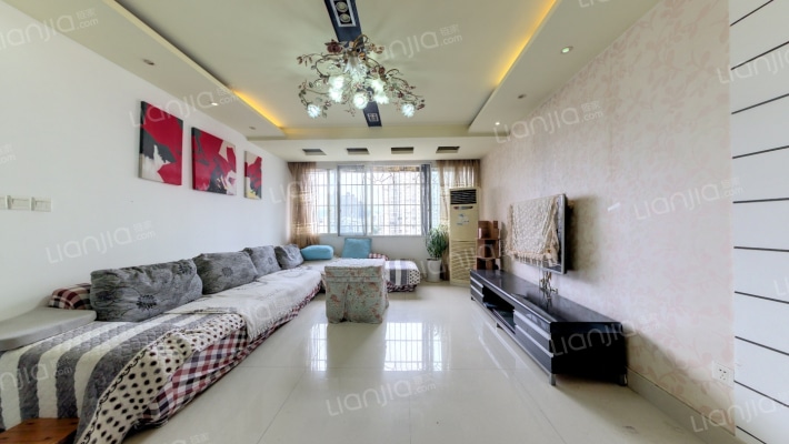 华宫新苑二手房实景图