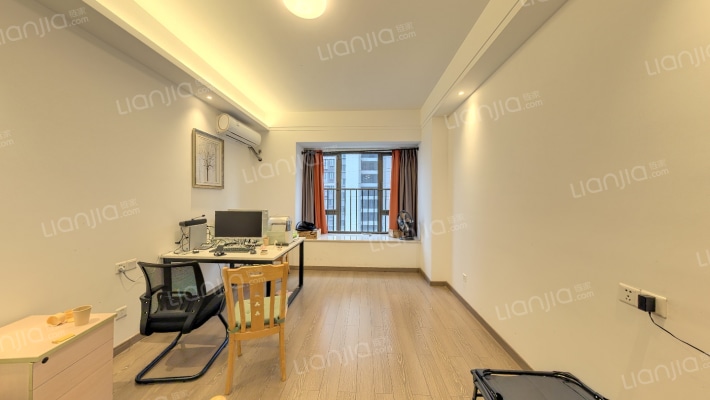 映客龙湖璟翠公馆二手房实景图