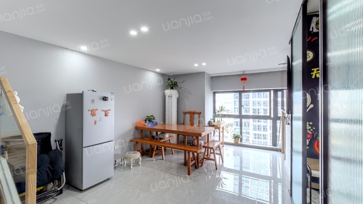 梧高名座二手房实景图