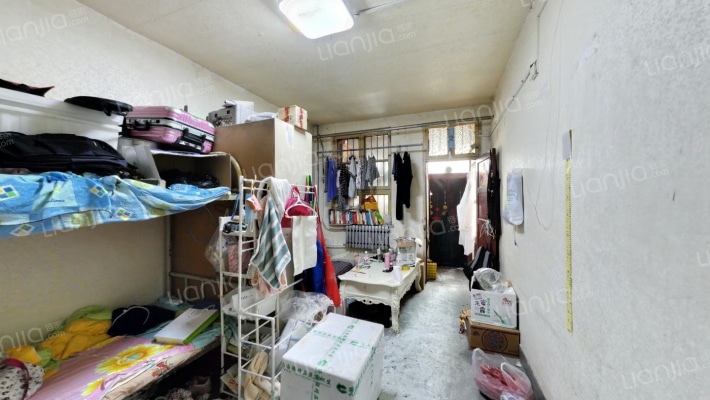 雁塔监狱家属院二手房实景图