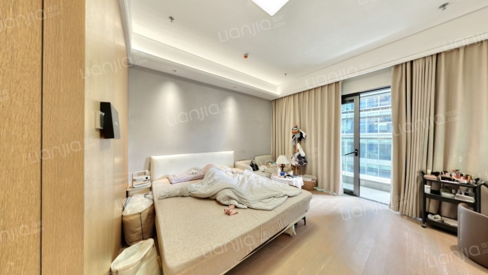 深业中城二手房实景图
