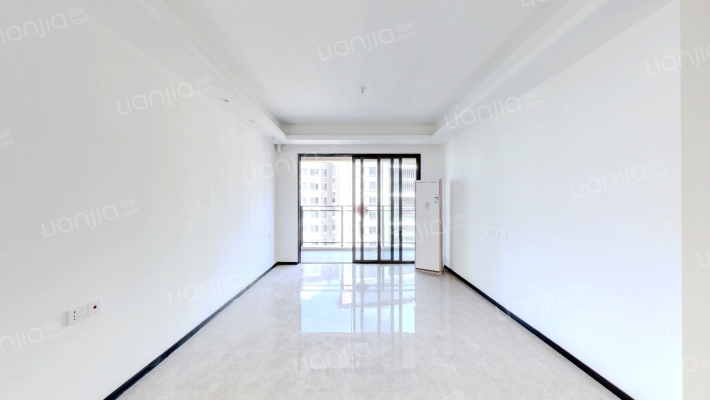 龙光玖榕湾苑二手房实景图