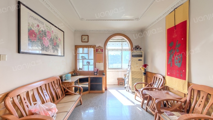 市委市政府生活区二手房实景图