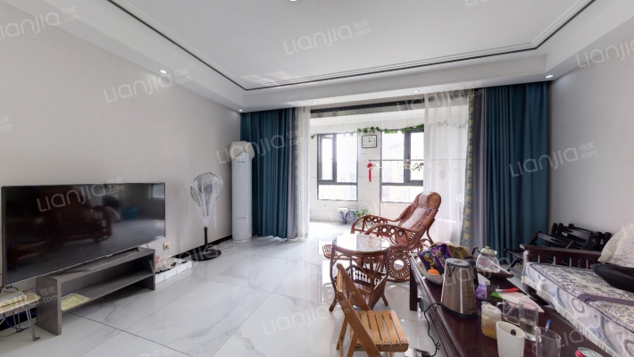 颐河原筑小区二手房实景图