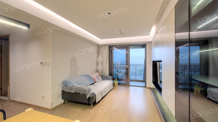 融创金成江南府二手房实景图