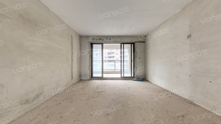 南山公馆三期二手房实景图