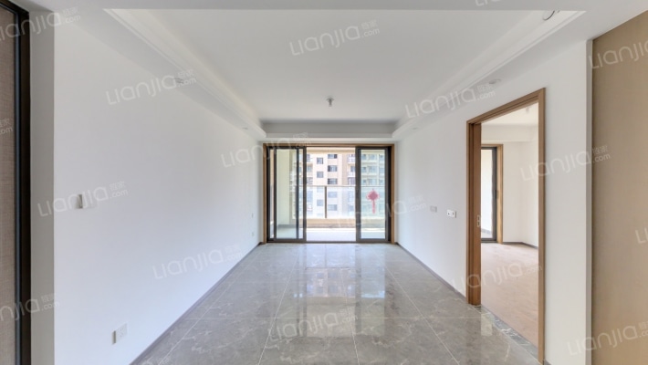 远创宸樾二手房实景图