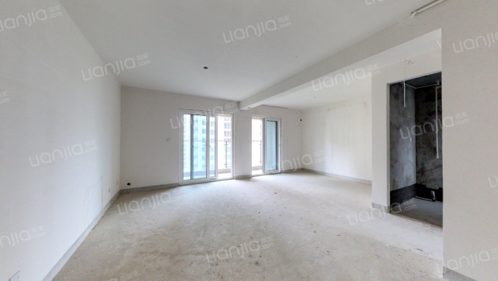 绿地绿禾名邸二手房实景图