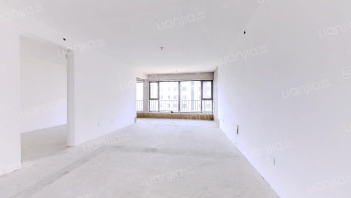 恒信凤凰公馆二手房实景图