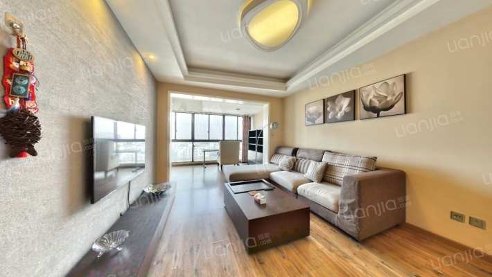 维港二手房实景图