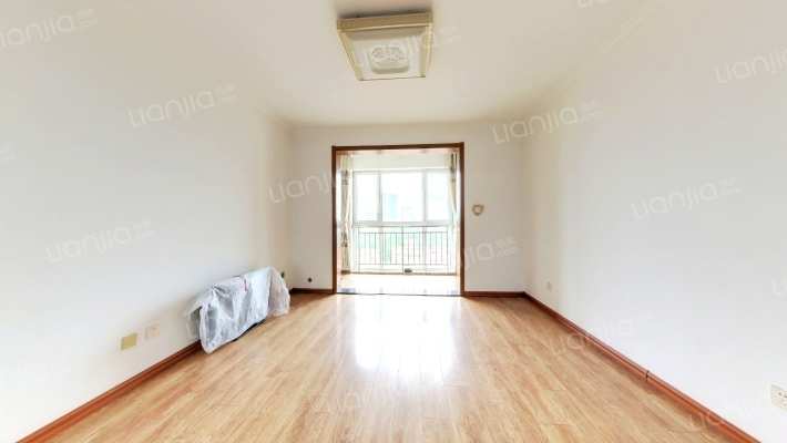 东方华庭二手房实景图