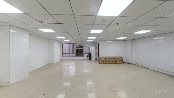 世界贸易广场二手房实景图