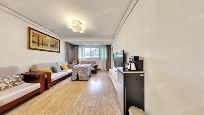 森林花园小区二手房实景图