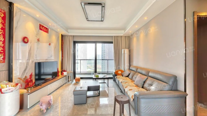 深荟城三期二手房实景图