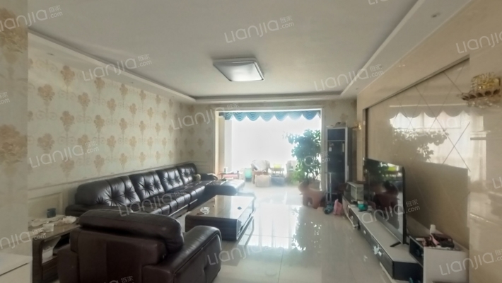 天润东方绿城二手房实景图