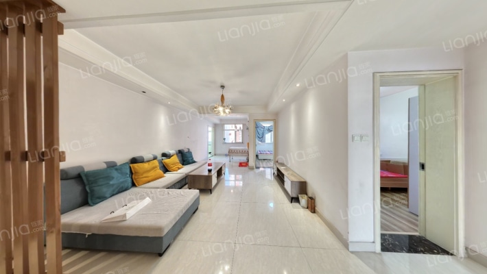 良诚家园二手房实景图