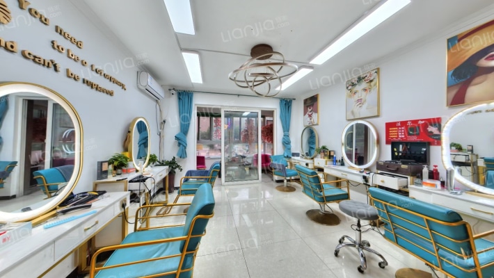 草南兴善社区二手房实景图