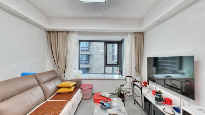 芳韵雅苑D区二手房实景图