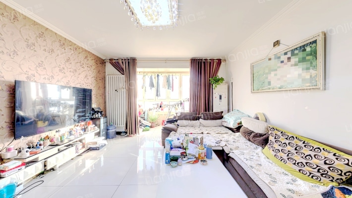 彩俸北区二手房实景图