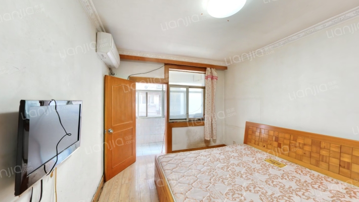 水西门大街135号二手房实景图