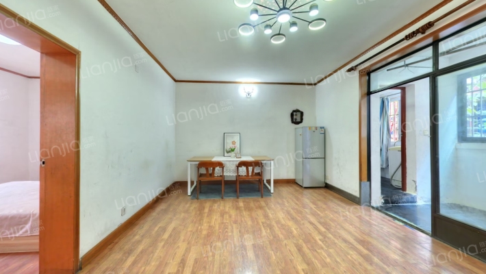 三圣街49号二手房实景图