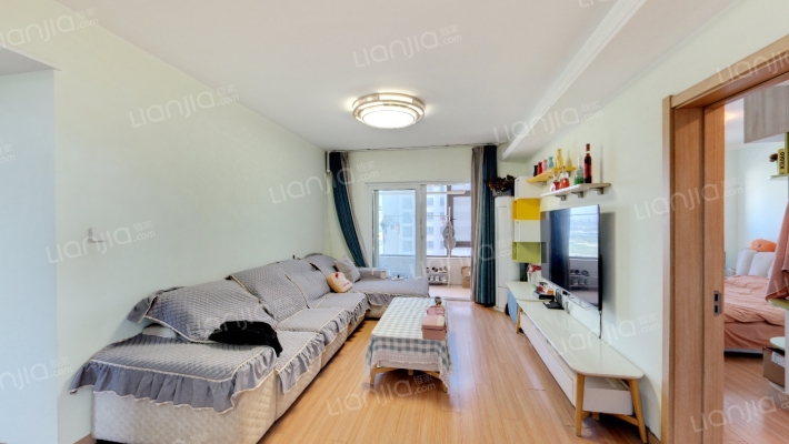 万科大都会海悦苑二手房实景图