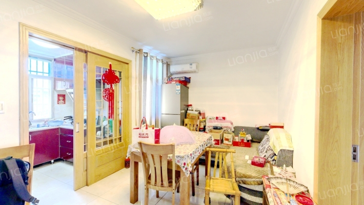 天成花园二手房实景图