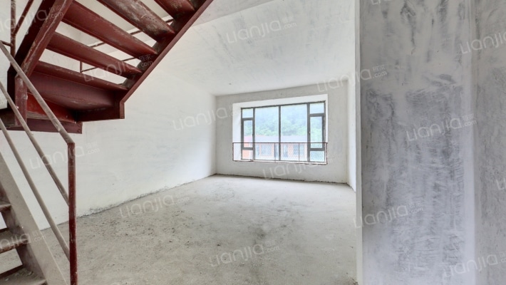 中天世纪新城四组团二手房实景图