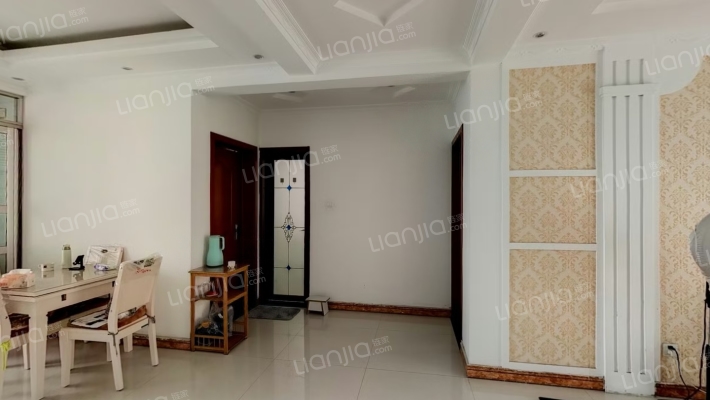 龙湖新城5号院二手房实景图