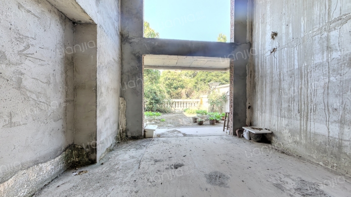 凯茵新城08区琉森湖畔二手房实景图