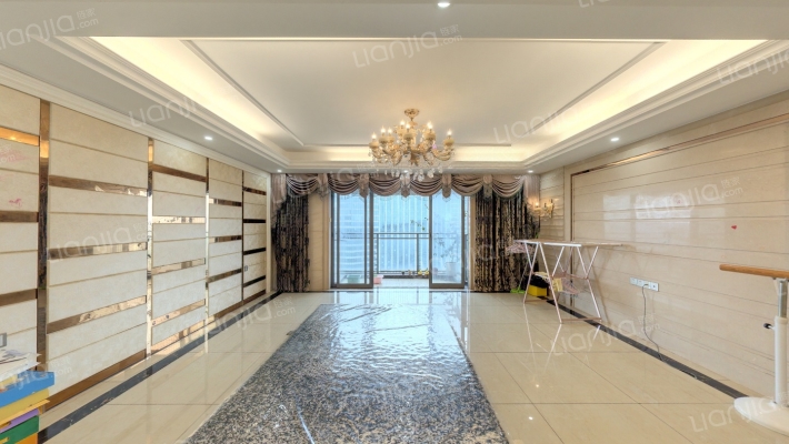 地标广场二手房实景图