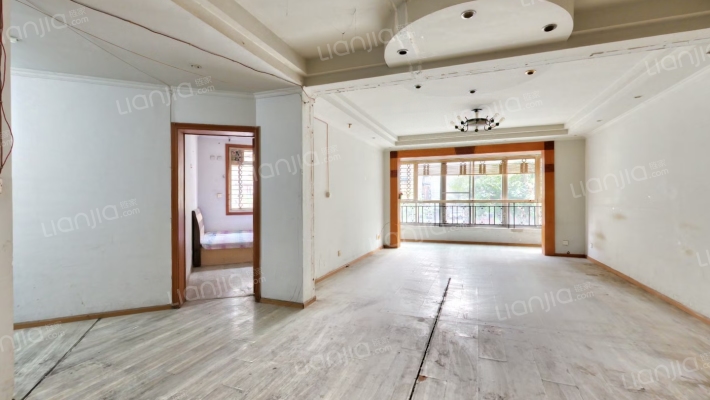 萃苑公寓二手房实景图