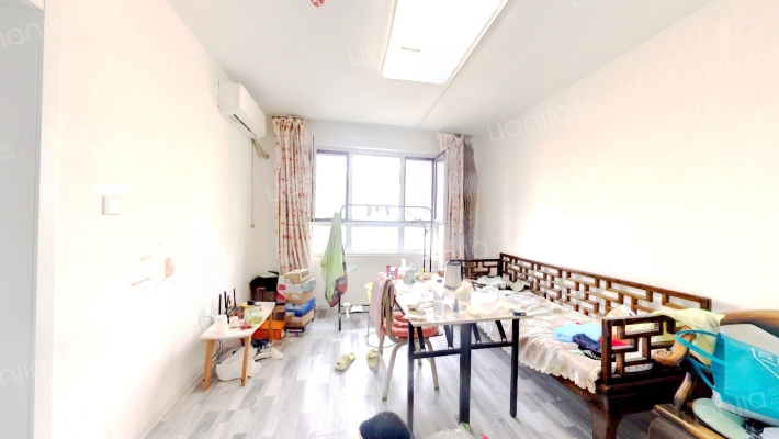 万龙世纪城二手房实景图