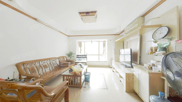 海中宝大厦二手房实景图