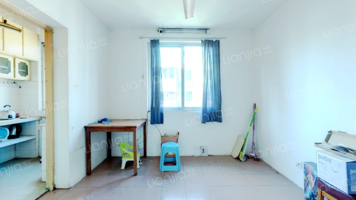 印电宿舍二手房实景图